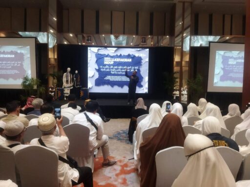 Syiar Akbar Tanur Muthmainnah